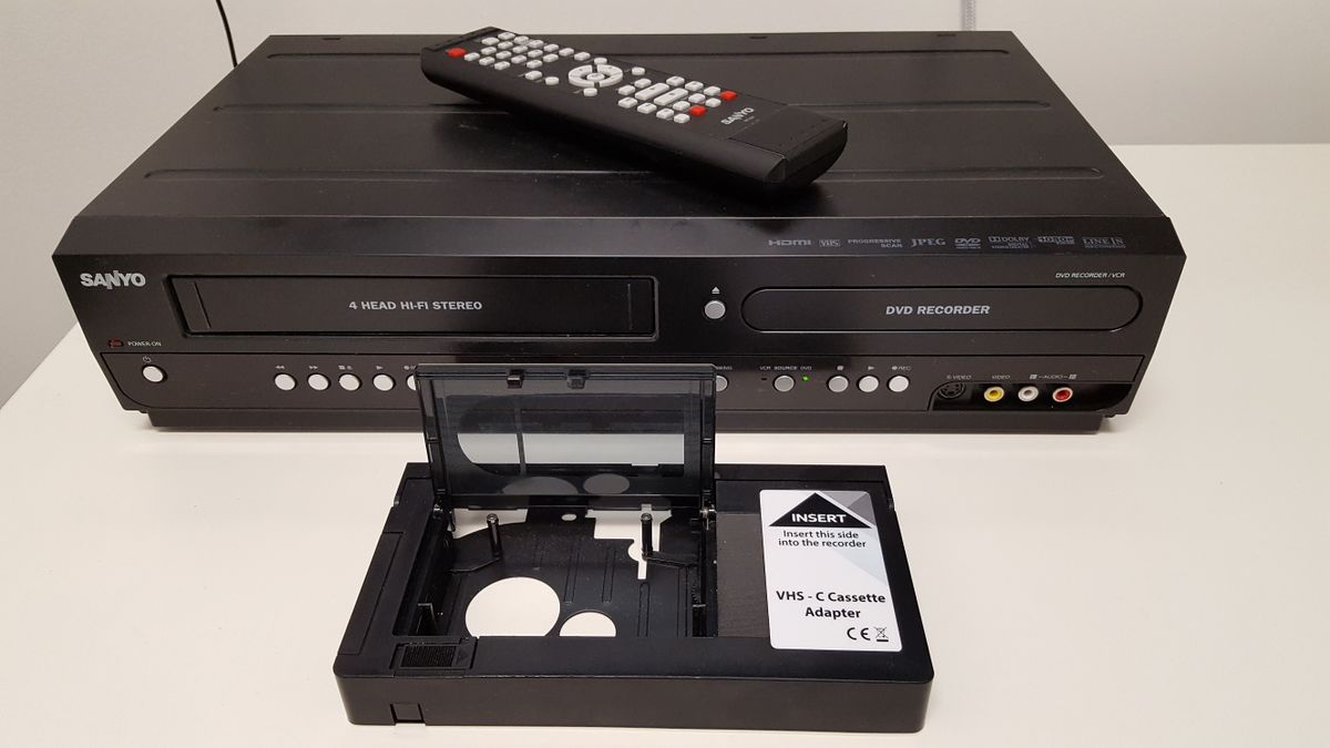 Cassette tape adapter - Wikipedia