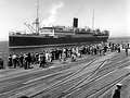 Ship with emigrants arriving in Australia.JPG