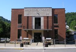 Jackson County Kentucky Courthouse.jpg