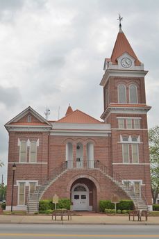 Burke County Courthouse; Waynesboro, Georgia.JPG