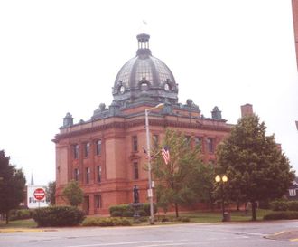 Grant County Wisconsin CourtHouse.jpg