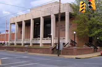 Unicoi County Tennessee courthouse.jpg