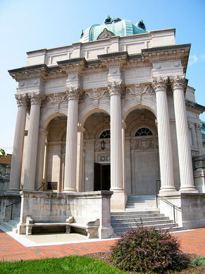Handley Library Winchester Virginia.jpg