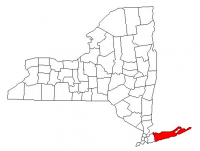 Map of New York highlighting Suffolk County