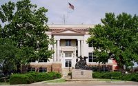 Jackson County Courthouse, Oklahoma.jpg